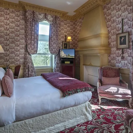 Hotel Chateau De - Relais & Chateaux 5*