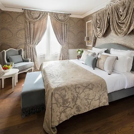 Hotel Chateau De - Relais & Chateaux 5*