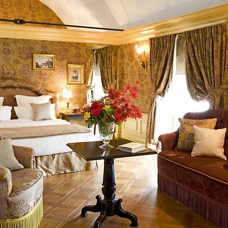 Chateau De - Relais & Chateaux Hotel