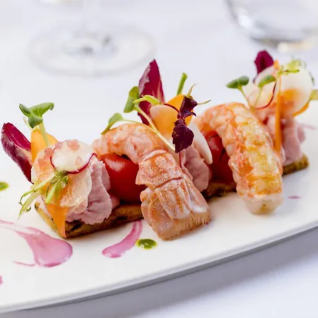 Chateau De - Relais & Chateaux 5*