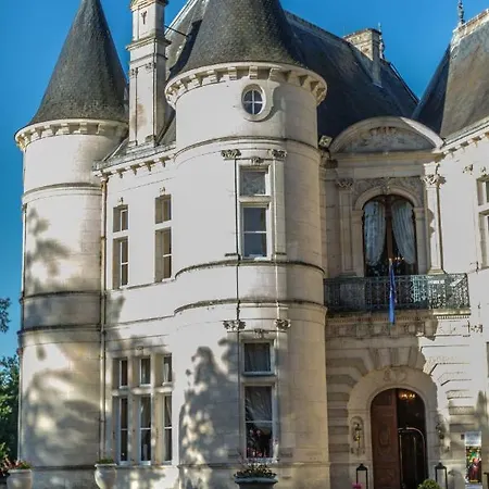 Hotel Chateau De - Relais & Chateaux 5*